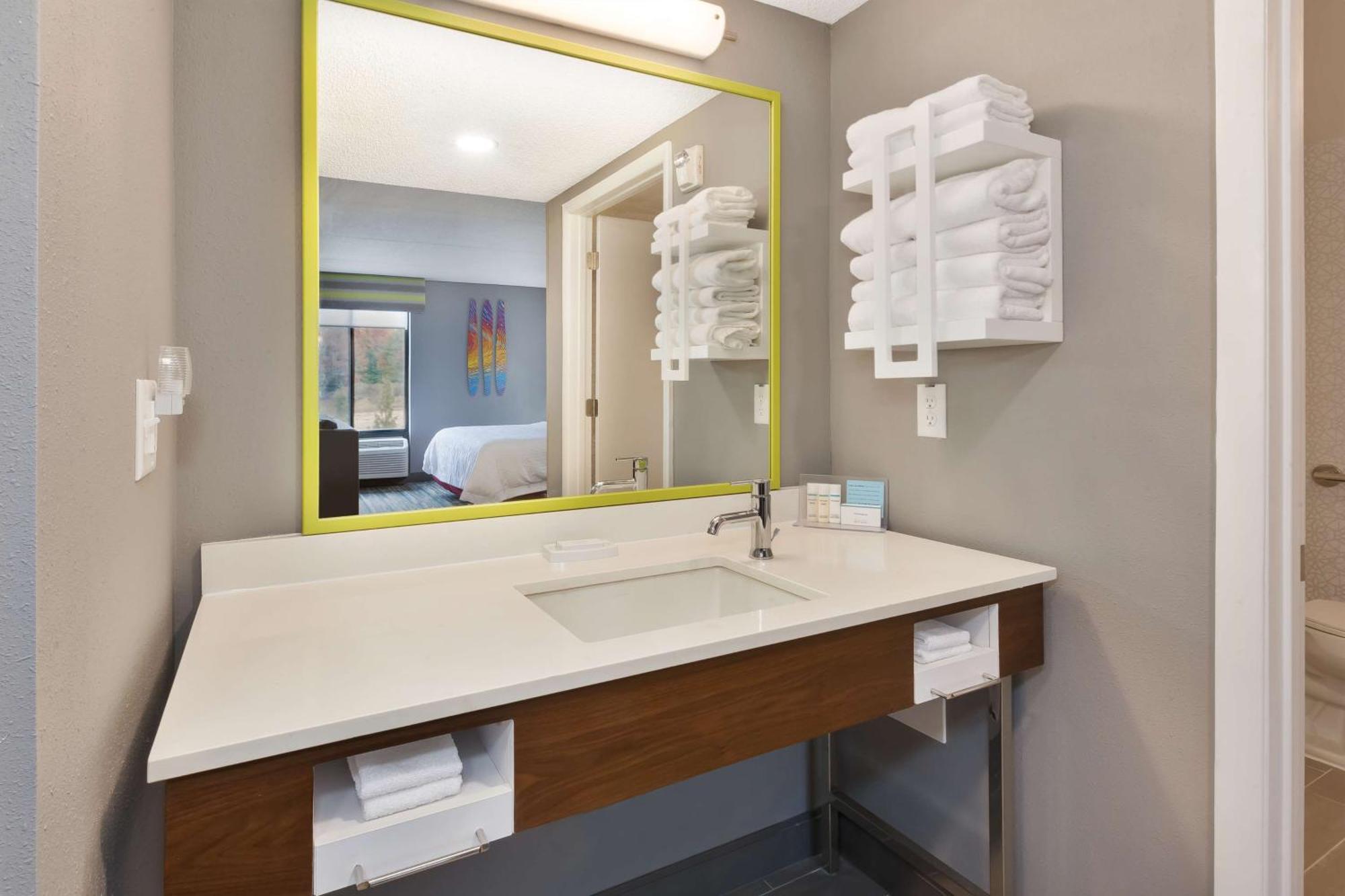 Hampton Inn Traverse City Kültér fotó